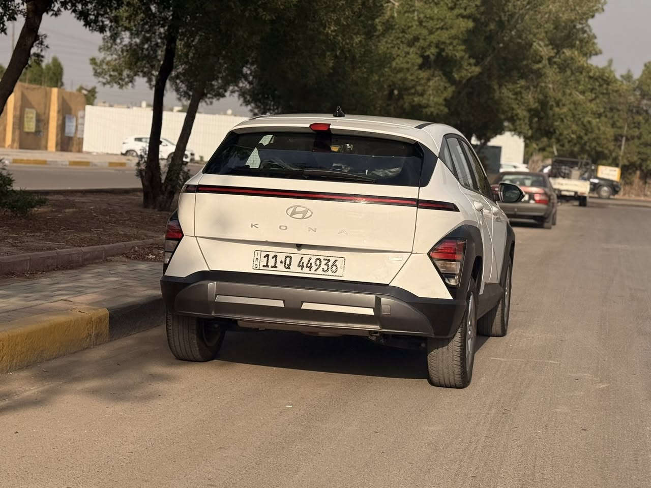 ياالله 
السلام عليكم كونا 2024 SE وارد امريكي 

Hyundai Kona Se 2024  2.0L 4 

       المسافة المقطوعه : 15 الف كم  
          حجم المكينه : 2000 دوش 
                    الايباك : سليم 
                       الضرر : موضح بالصور 
 

#مواصفاتها 
1. شاشه
2. كامرا 
3. ويل كب 
4. رادار 360
5.بصمه 
6.تشغيل عن بعد
7.هزاز بالاستيرن
8.لايتات زينو
9.لد امامي وخلفي
10 كيجات دجيتل 
تفاصيل اكثر هذا رقمي *********** 
مكاني بغداد
حي القاهرة
السعر 170
