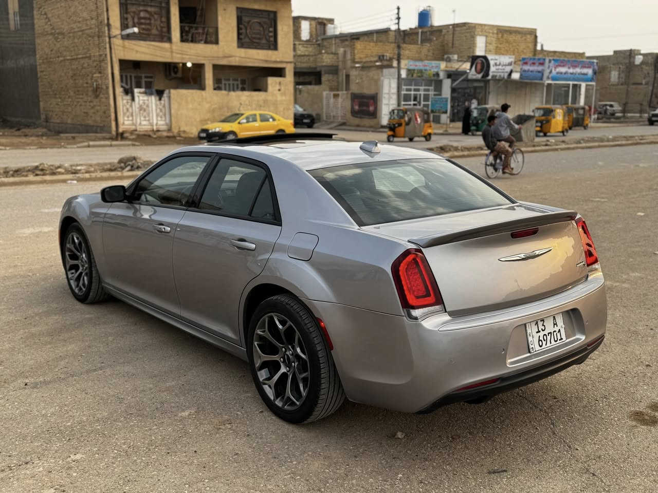 #كوبارت_ميسان_الاقدم_في_ميسان
كرايسلر 300 S  ( اوباما ) 2018  دخول جديد🆕🔥
 كامل التفاصيل مذكوره اقره المنشور وأتصل رجائا 🔴
__________________________________________

فول مواصفات واحد ع واحد 🔥✅ بچم عريض🔥✅

مرقم ميسان تحويل ثاني يوم بالاسم ✅🔥
داخلة بكتاب ضباط يعني دخول جديد ومشي امريكا ✅🔥

جاهزه للاخير وكاملة✅
 مكينة V6 3.6 🔥✅

صور الضرر++ السونار واضح بالمنشور ✅🔥
#ميسان_العماره #القطاع_شارع_نعمة_الريفي
السعر 218 ورقه فقط 🔥🔥🔥🔥🔥🔥🔥🔥
#للاستفسار__والتواصل***********
