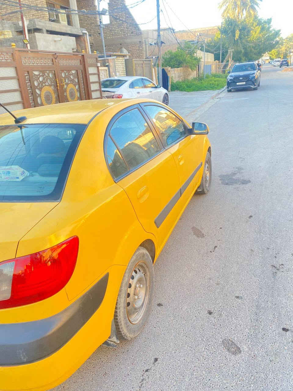 السلام عليكم للبيع كيا ريو موديل 2009 وارد امريكي مصفرة هيأة رقم بغداد والمكان بغداد للاستفسار الاتصال على الرقم ***********
