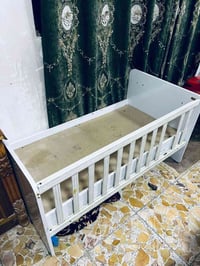 أثاث أطفال • للبيع