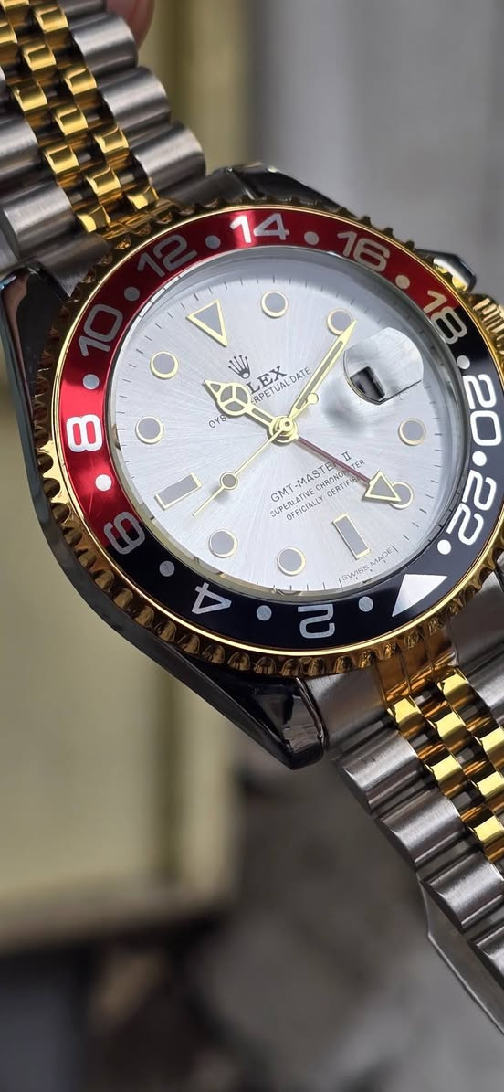 رولكس GMT
قطعة باله  مخزن غير مستخدم
مختم من كل مكان ومختوم
حتى على الزجاج 
٤ عقارب معدن تيتانيوم 
 منفذ يومي (وزن ثقيل) ومقاومة للماء 
جام زفير ضد الخدش
السعر ٣٠ الف على اول تفاصيل وتم


**إذا كنت صاحب هذا الإعلان وتريد حذفه لأي سبب، رجاءا أرسل رسالة إلى الدعم الفني**