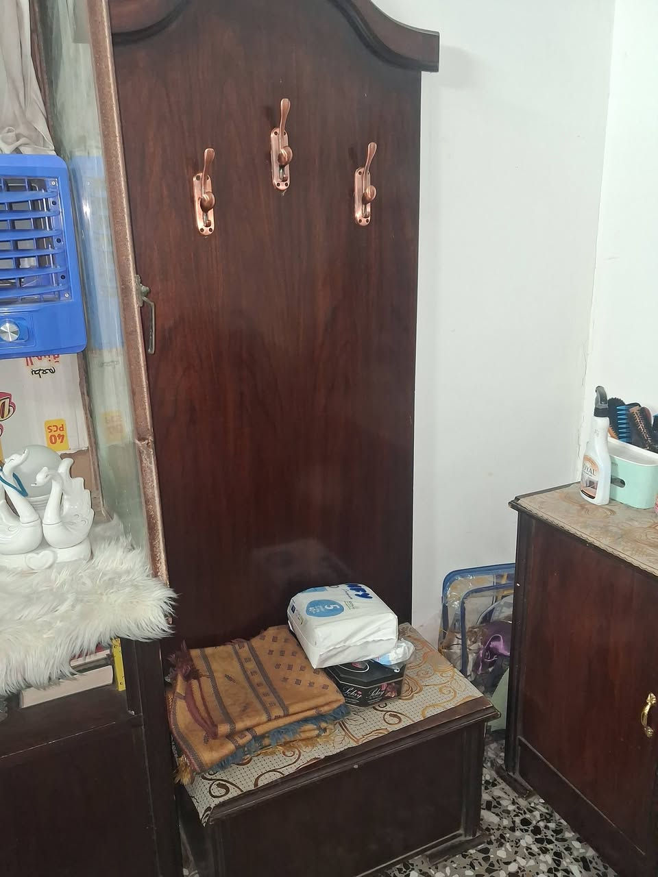 السلام عليكم غرفه نوم لبيع السعر مليون بيها مجال بغداد ***********
