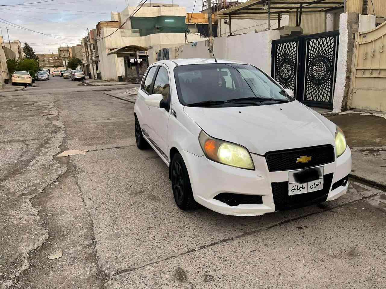 شوفليت افيؤ موديل 2009  كيرو مكينه ته بريد به شه رت  به ناو كردن به شه رت   سبوغ  ٤ بأرجى  هه يه. زور كم بيشى ليدرانى هه يه   بى ئيرباك   هه موو شتى به شه رت  سياره كا له هه وليره    غرام ٣٤٠ هه  زارى له سه ره  دواى محامل ده كه رينموه.  سعرى 55كمى مجال  زمارى موبيل *********** أربيل, العراق
