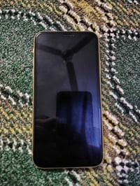 آيفون xr ذاكرة 64 بطارية 78 نموذج M جهاز نظافة 100٪ جهاز شرط ما مفتوح ...