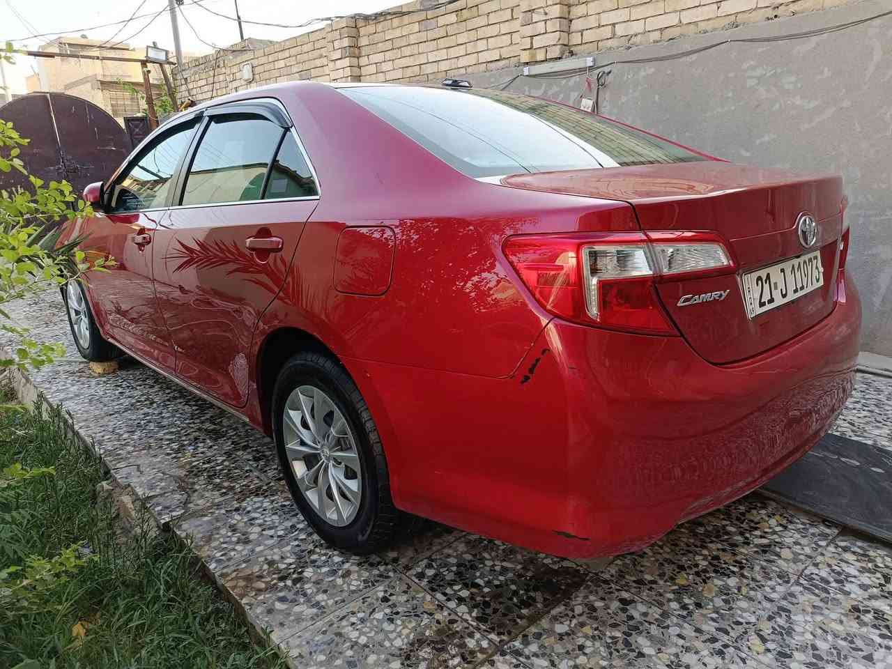 كامري 2012 وارد امريكي. سونار مرفق بل منشور. بنيد صبغ. 
 محرك 4 سلندر. مكفول. كير مكفول.   تبريد شغال ثلج. صدر لوك
. تخم تاير جديد.   دواخل كلها عله وضع الشركه.  سنويه 2029 

 السعر 100. ورقه. الف دينار  ماكدر انزل واعتذر من الجميع
. بيع مستعجل.         الله شاهد يوم سويت سونار ول مشتري هم يفحص. اي اختلاف.  اني خسار كلشي. 🌹.  مكاني بغداد...

 ماشيه 127 حقيقي.   ***********
