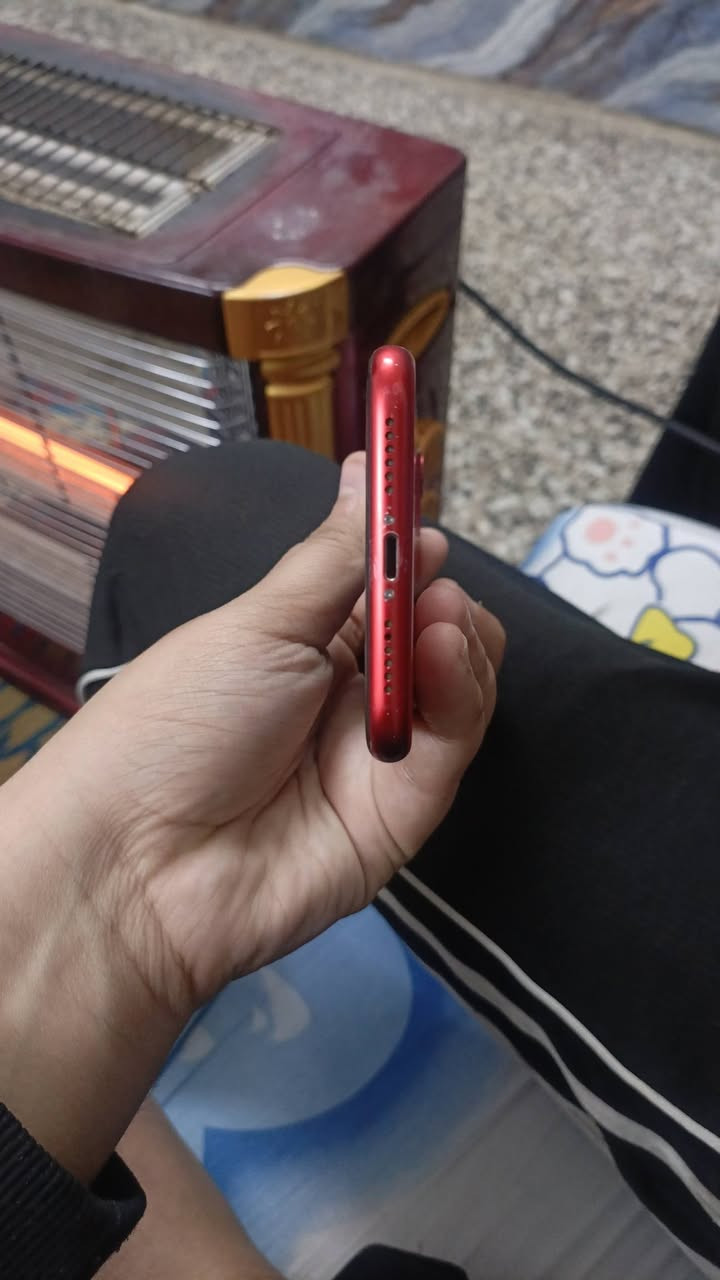 سلام عليكم ايفون 11 عادي للبيع جهاز كلشي ما مبدل بي سعره 250 قفل رقم *********** واتساب فقط
