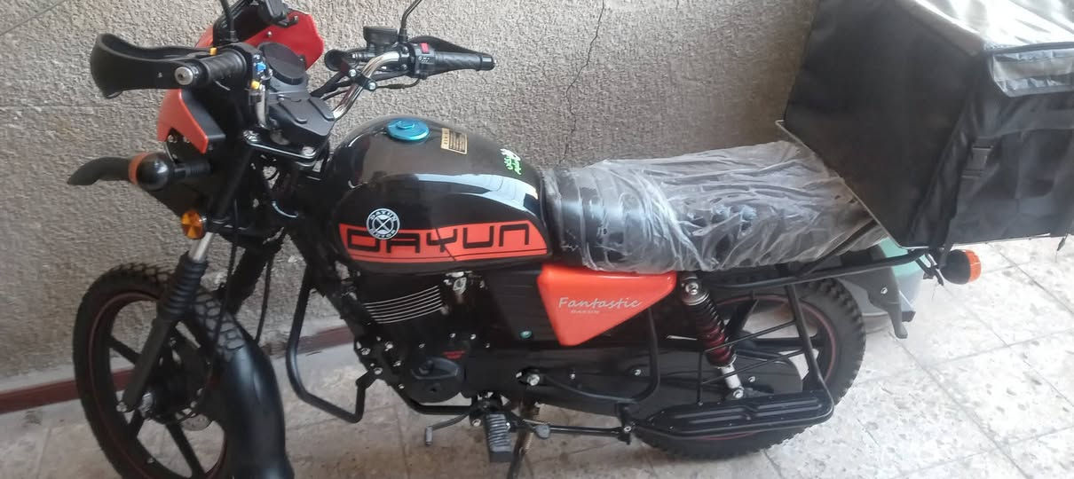 السلام عليكم 
دراجة دايوان ٢٠٢٥ مكينة ٢٠٠cc
الدراجة صارلي شهرين ماخذهه من شركة يعني اخت الزيرو بعدهه جديدة رقم بغداد بعدهه بأسم الشركة وضمانهه بيه دهن وصيانة كامل بعده رايدهه ب٣١٠٠ وبيه مجال بسيط للشراي مكاني بغداد الدورة


**إذا كنت صاحب هذا الإعلان وتريد حذفه لأي سبب، رجاءا أرسل رسالة إلى الدعم الفني**