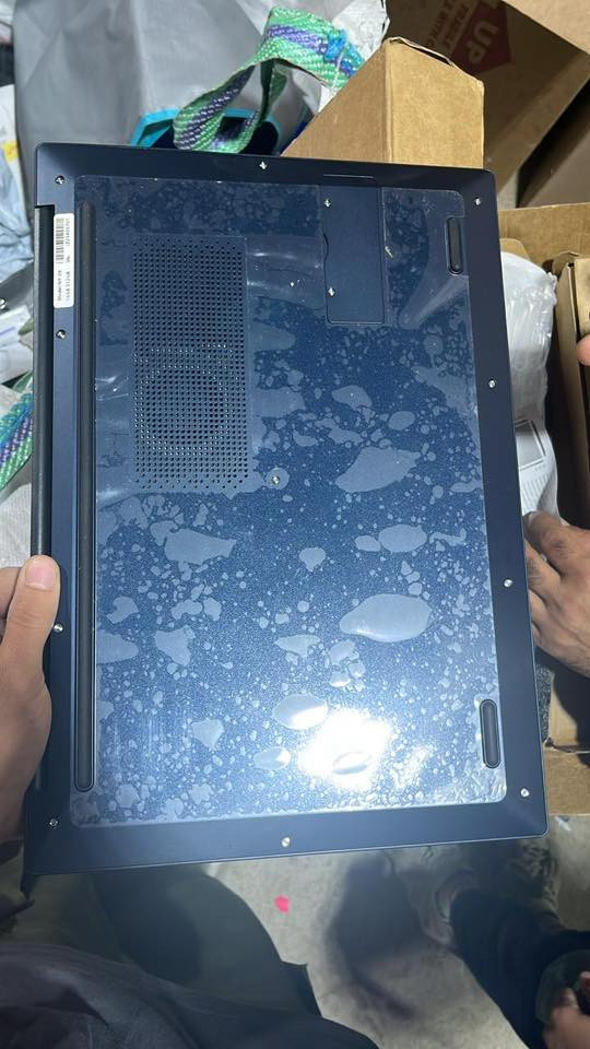 السلام عليكم
لابتوب بسعر مناسب 

💻 لابتوب جديد للبيع بالكارتون

لابتوب FUNYET NY-08 جديد 100٪  

لم يُستخدم نهائياً ومازال بالكارتونة.

المواصفات:

- رام 16GB

- هارد SSD 512GB

- شاشة كبيرة 16 إنج

- نظام Windows 11

- سريع ومناسب للدراسة والإنترنت والأعمال المكتبية

📦 الجهاز نظيف وجديد مع الكارتون والملحقات.

💰 السعر400 ألف دينار 

📍 المكان: بغداد  

📩 للتواصل خاص

***********
