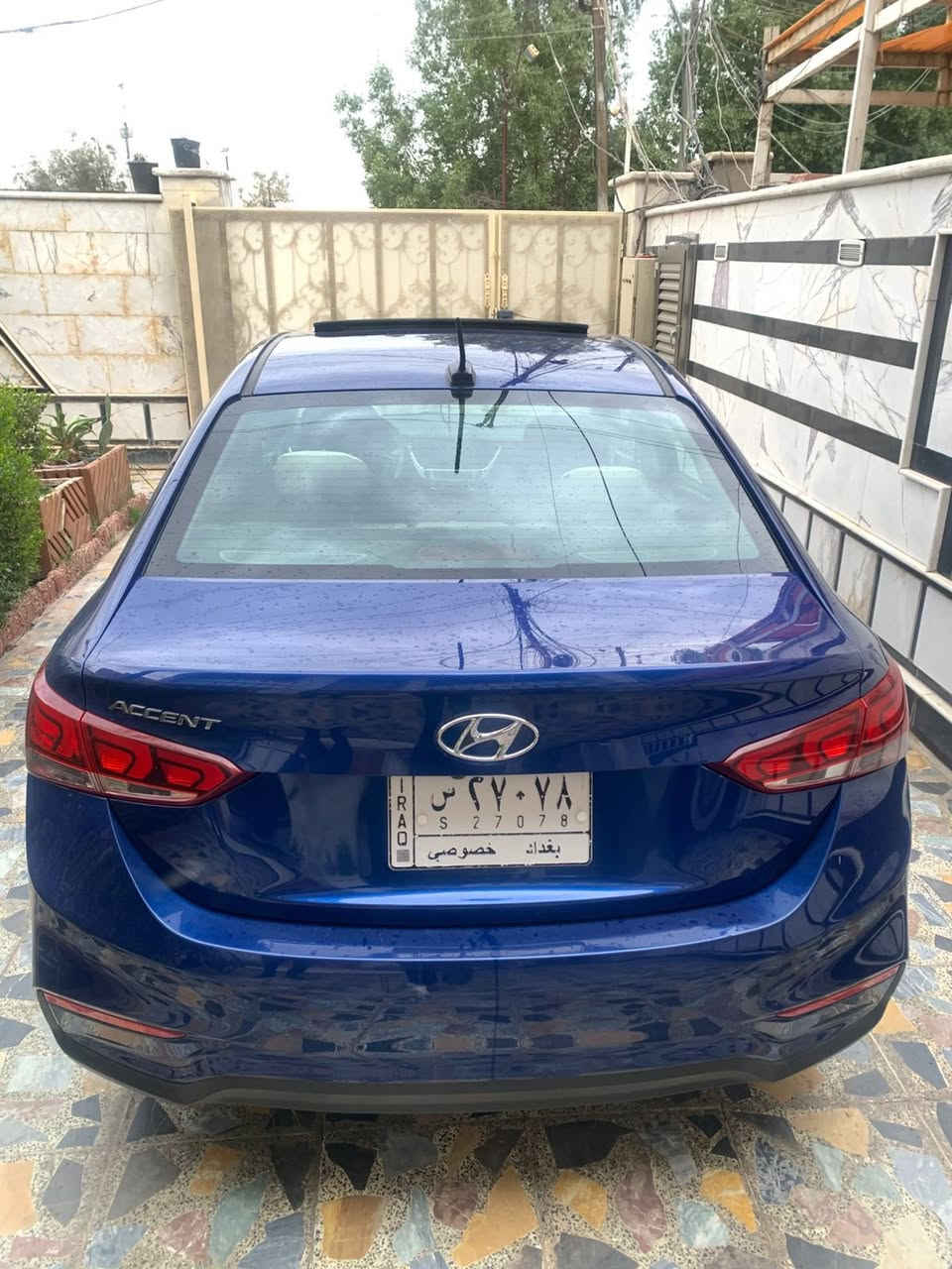 السلام عليكم للبيع فقط
هونداي اكسن موديل 2022 رقم بغداد بسمي 
فول مواصفات فتحه بصمه بدون ايرباك 
ماشيه 40 الف صور الحادث ورقم شاصي بل منشور 
بيها 3 قطع صبغ جديده لوك على ايدي مابيها اي نقص 
السعر 128$ ورقه مجال حك الجيه مكاني بغداد جديده 
الاتصال 

‭0773 548 4352‬
