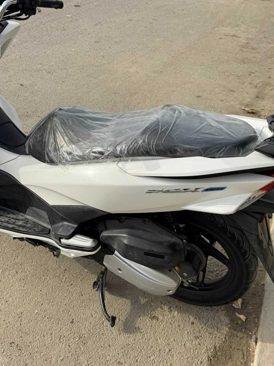 سلام عليكم جيل ثاني ياباني كفاله عامه صارله 3 اشهر من نزل من رمبه مكاني بغداد حي اور اتصال وبيك خير وتدلل ***********
