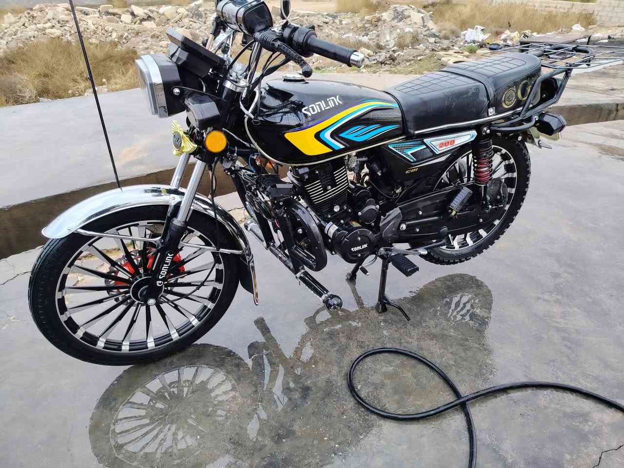 شباب دراجه البيع موديل 25 نشاط خير من الله
مراوس هم يرهم
 *********** اتصل 
ادمن 🤍
