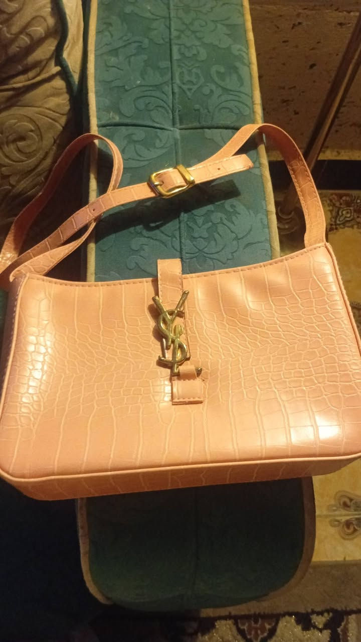 سلام عليكم تخفيض وتصفيه عندي جنط نضيفه حيل واكو ممستخدمه من الزينه مو هاي الجلد الستوك السوكي ع٥ الاف وثوب حجابي سمجه مره مستخدم بعده بنضافته يلبس قيلس٣٨/٤٠ ب15الف وقاط مملبوس ولامره بعلامته يلبس قياس38/40 سعره ١٥الف
بنطرون جارلس جديد مملبوس  قياس٣٨ سعره٨
تراك نوم يلبس للستينات جديد سعره ٥الاف


**إذا كنت صاحب هذا الإعلان وتريد حذفه لأي سبب، رجاءا أرسل رسالة إلى الدعم الفني**