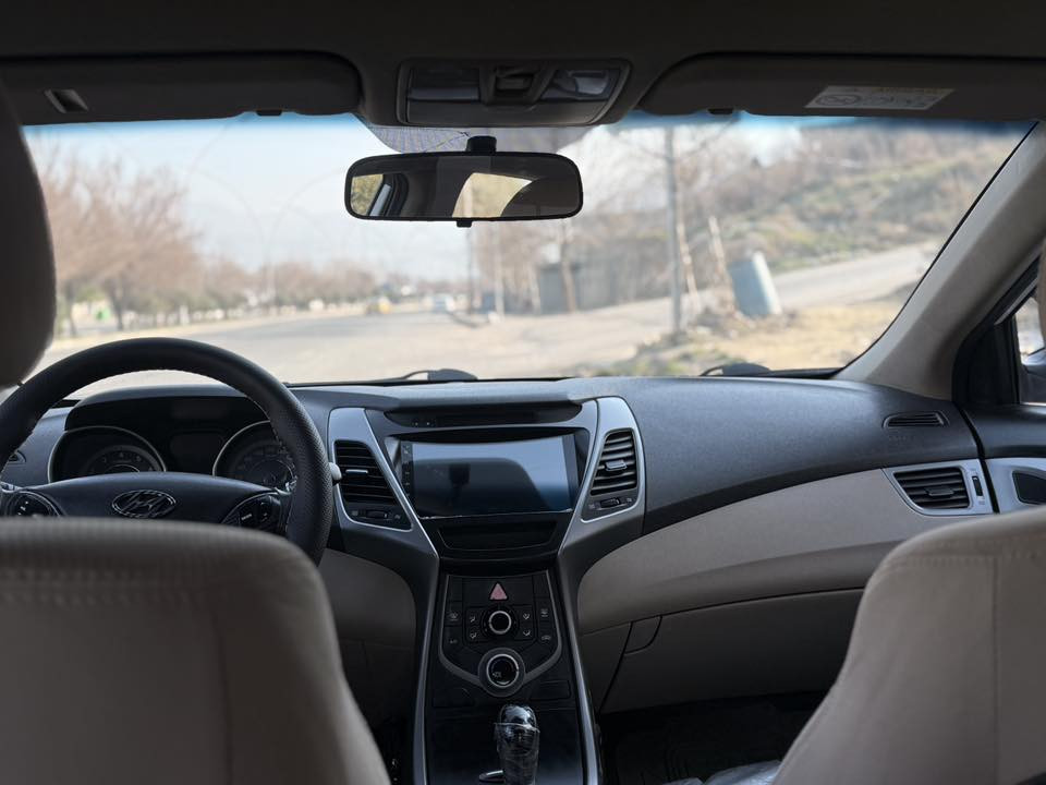 هۆندا النترا خەلیجی مۆدیل2014
لەمواسفاتی خۆی فولە تەنها بەسمە نیە
سیارەکە دەعامی بۆدەعامی بەشەرت بئ سبوخ 
تەنها یەک تیبینی بچووکی لەدۆسەیەک هەیە
نموونەیە لەجوانی وبەرچاویی کامل جوانکاری بۆکرایە
ماشاءاللەی ئەوی لەجوانی  وبی  
مسروفی هیچ نەقس وکەم وکوڕی نیە
 مکینەگەورەیە١٨٠٠مڕغووب کرایتەوە بەلام بەشەرت
دەنگ وبخاروسەرفی نیە 
سەنەوی وهەزەی نوئیە تاکو2030بەناوی خۆمانە
تحویل بەناوکردن بەشەرت
ژمارەی خاوەن سیارە
کۆڕەک +واتس ئاپ +ڤایبەر

***********
