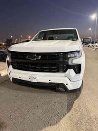 للبيع شوفر بدي  2023 بدون رقم  مكينه 8 سلندر حادثها سرقه بس  معروضه ب1...