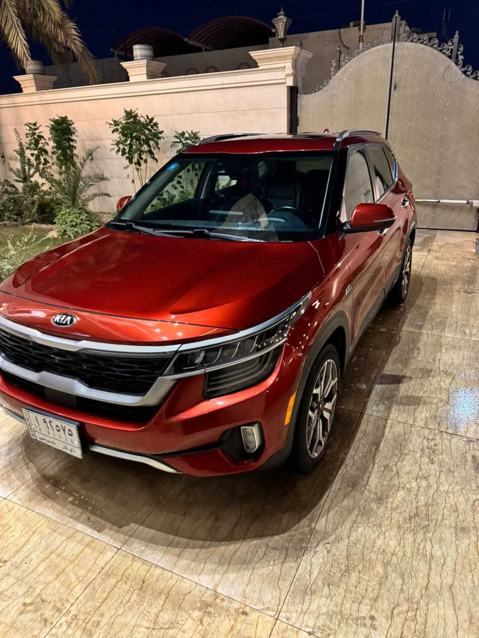 السلام عليكم
كيا سيلتوس 2021
حادثها خلفي الجنطه مبدله والجاملغات بيهن صبغ بدون ايرباك 
سياره فول مواصفات اعلى مواصفات 
رقم ذي قار حره 
مكان السياره ناصريه مركز 
السعر ١٥٥ ورقه 
***********
