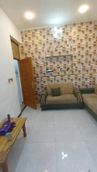 ١٠٠م • واجهة ٥م • الضباط الثانية