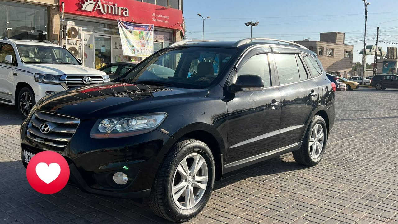 السلام عليكم سنتافيا ٢٠١٢ خليجي بيها جاملغ وباب خلفي  والهلال صبغ فقط بدون دواخل سبعه ،راكب ٣ قطع تبريد السياره فوووول مواصفات  مكينه ٢٤٠٠ دوش كير صدر كلها تمام فتحه بصمه بيبان بصمه تشغيل كشنات كهرباء مري شفط  شاشه كاميرا يعني فول السياره رقم سلمانيه بااسم صديقي هزه ورقم وسنويه جدد تحويل مباشر سعرها ١٣٥ بيها مجال مكانها منطقه الدوره للاستفسار الاتصال *********** مراوس بالنترا أو فورتي أو كورلا بأقل مع فرق ماكو مشكله متواجد واتساب

