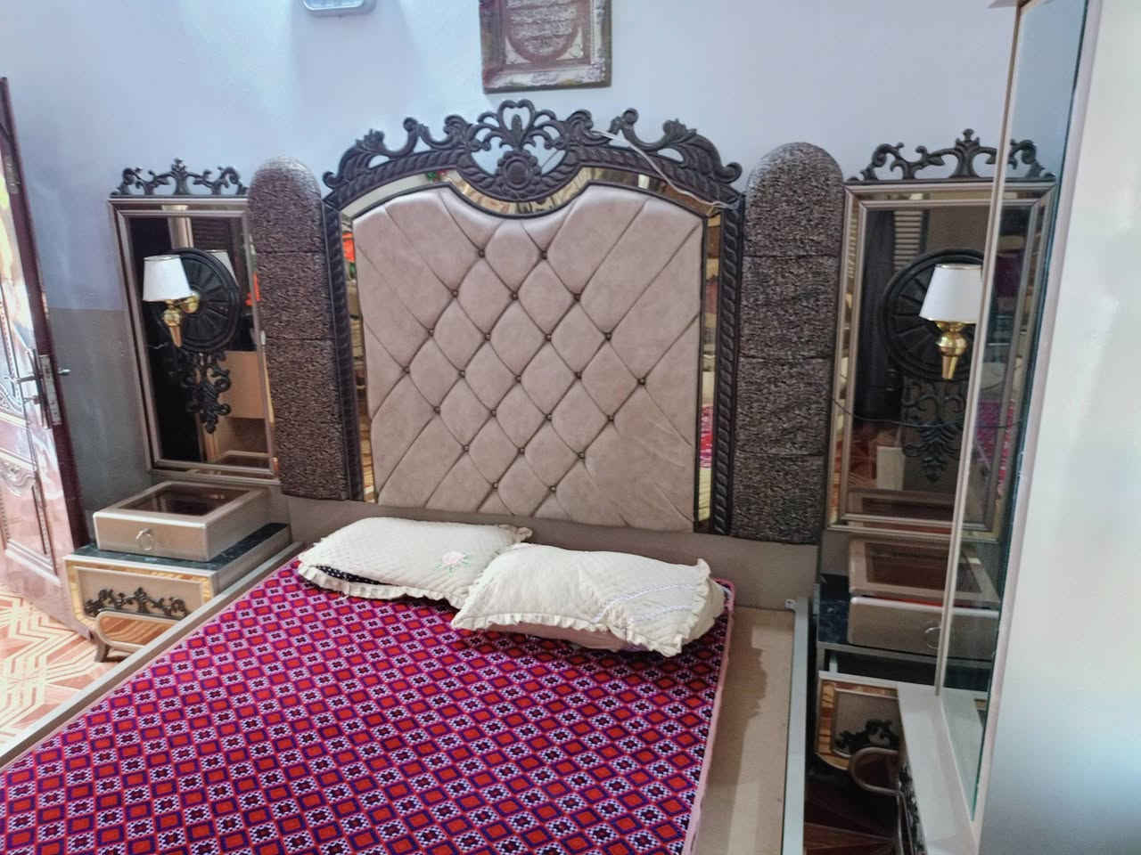 السلام عليكم غرفه لبيع تركي اصلي مكانه الحويجه السعر  مليون 250 وبيه مجال *********** وبيه مجال
