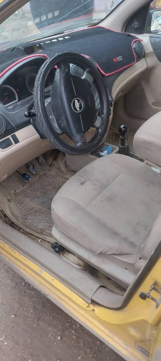 افيو موديل ٢٠١١ كير محرك حداديه كله جديد مكفوله من الضربه سنويه٢٨ مصبوغ عام تخم تاير رقم بابل مكانه حله السعر ٣٨ رقم موبايل و*********** و***********
