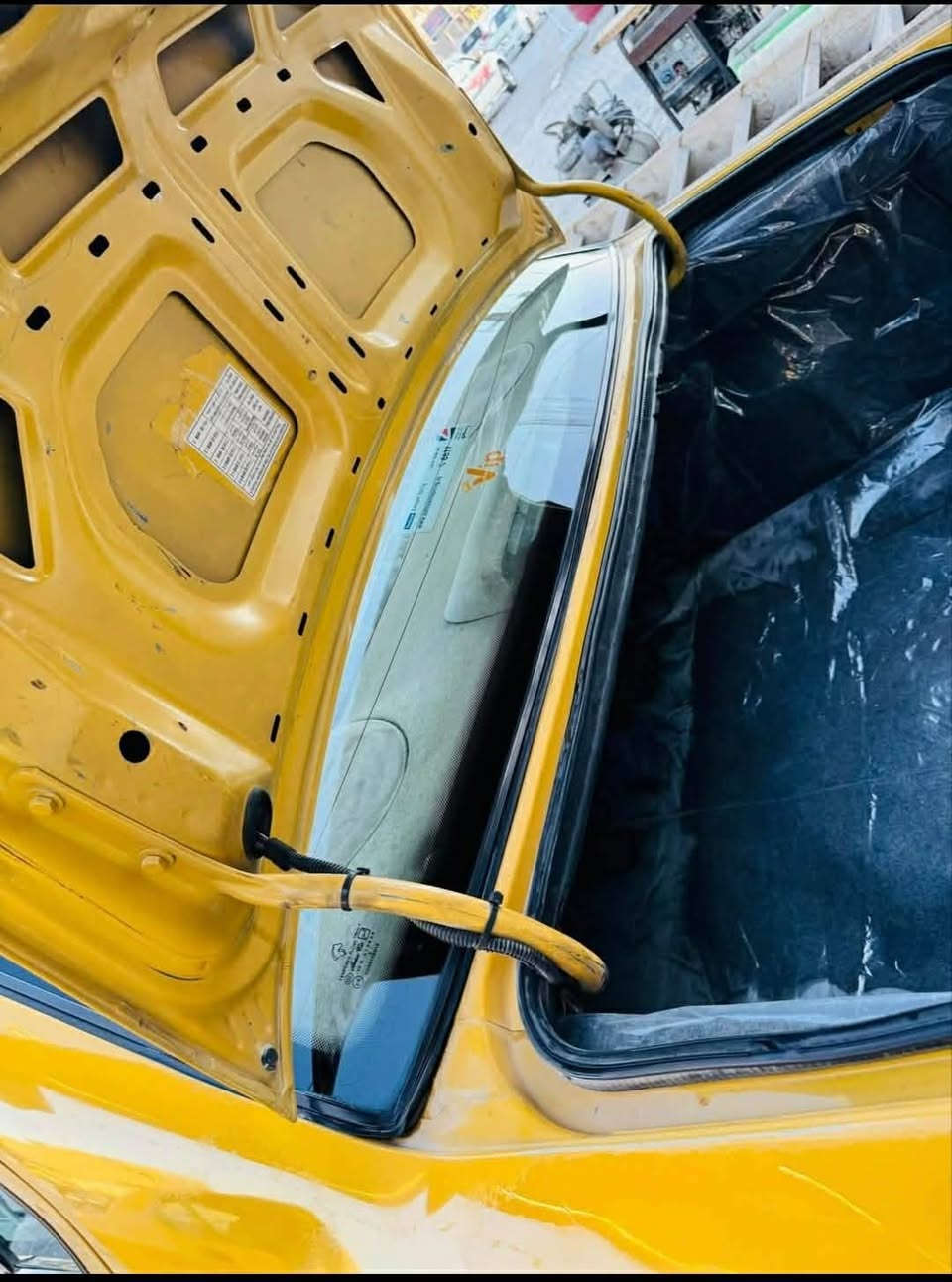 السلام عليكم سمند 12 رقم بغداد صدر امامي جديد مشط جديد الله شاهد قبل شهر شديتهن السعر 44 او بيه مجال بسيط  *********** مامتواجد علفيس
