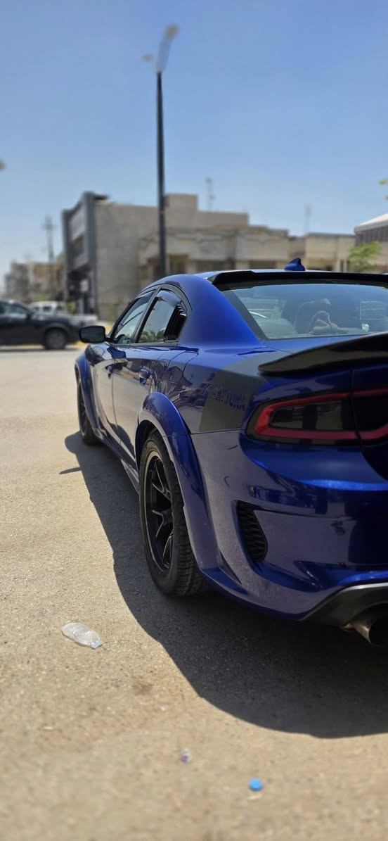 للبيع فقط

🚗 Dodge Charger R/T 2019

 • محرك V8 – 5.7 قوي وجاهز

 • ممشى: 100 الف ميل
 السياره عليها برمجه صوت وباك فاير 

📌 المواصفات:
مواصفات العاديه معروفه

📌 الملاحظات:

 • ضرر جاملغ امامي ايسر وبنيد تبديل

 

📄 السيارة أصل باسمي

هزة وسنوية جديدة 

السيارة مدامة بالكامل

💰 السعر: 180 مجال بسيط

📍 المكان: بابل – الحله

📞 ‏‪***********‬‏
