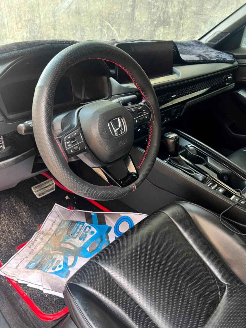 السلام عليكم شباب هوندا اكورد 2024 وارد امريكي

‏Honda accord hybrid sport 2024. 
حجم المحرك : 2000  Sport L هايبرد

ضرر السياره : جاملغ نفسه مشدود بدون صبغ وحافة البنيد Pdr ع كد 3 اصابع بدون دواخل 
1- مكينه 2000
2- شاشة كبيرة
3-فتحة
4- كاميرا خلفية 
4- كراسي تدفئة
5-كراسي كهرباء  
6- رادار امامي
7-مانع تصادم
8- محدد مسار 
9- تصحيح مسار
10- شفتات بالستيرن
11- مثبت سرعة
12- مانع انزلاق
13دخول ذكي 
14- إنارة ترحيبية
15-هاندبريك كهرباء
16-لايت عدسات زينون
17-نظام اوتو لايت Auto
18- لايت العالي زنون 
19-حساسات مطر 
20- حساسات دخول الإنفاق
21-حساسات ضغط هواء الإطارات
22- أوامر صوتية 
23- أنظمة قيادة (eco, ev, sport)
24-بلوتوث مدخل USB + AUX 

السعر : 205 وبيه مجال للشراي 

للاستفسار *********** , *********** 
مكان سيارة بغداد حي الحسين
