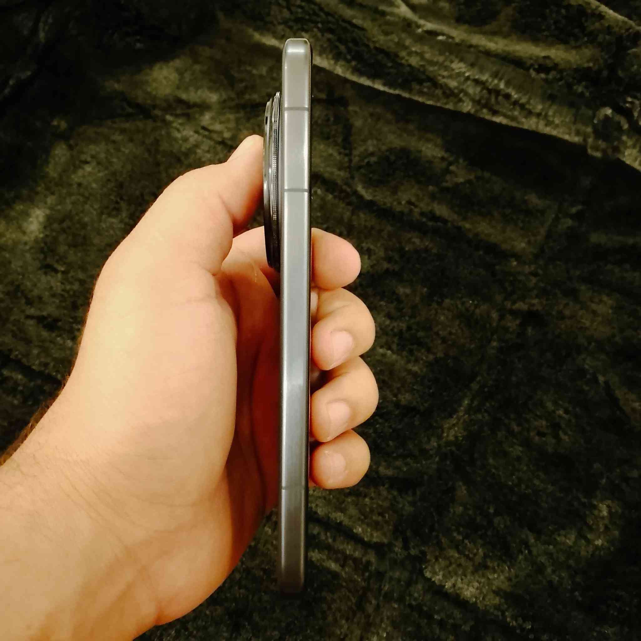 شلونكم شباب
تحفة HONER 
HONER MAGIC 8 PRO 
ذاكرة 512 عشوائي 12+12 اعلى الموصفات ببجي 120FPS وهواي بي ميزات ذكاء اصطناعي 🤍
شباب الجهاز متكامل من كل النواحي بس اني احب التغير 
السعر خاص اذا ماكو زحمة عليكم توصيل متوفر


**إذا كنت صاحب هذا الإعلان وتريد حذفه لأي سبب، رجاءا أرسل رسالة إلى الدعم الفني**