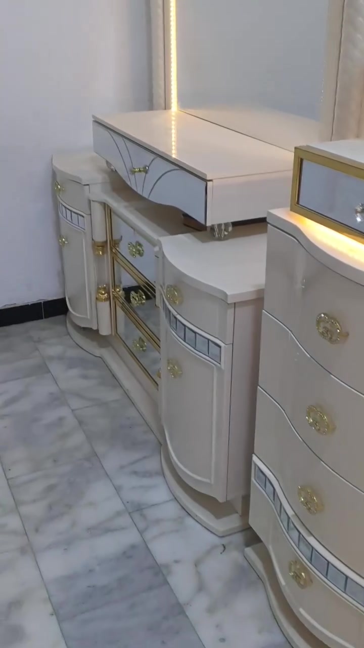 سلام عليكم غرفه تركيه ستعمال قليل سعره مليون وسبعميه وخمسين وبيهه مجال


**إذا كنت صاحب هذا الإعلان وتريد حذفه لأي سبب، رجاءا أرسل رسالة إلى الدعم الفني**