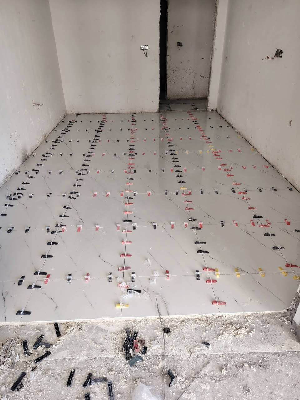 خلفه سيراميك بورسلين مرمر كاشي درجه اولى *********** ملتزم بالمواعيد
