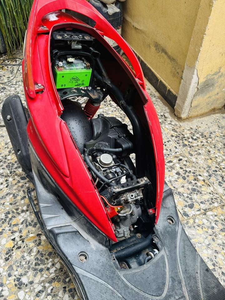 السلام عليكم سكنس فحل كوري
الدراجه شغاله كهربائيات من التاير للتاير دراجه خرسه
(وكاله وكاله وكاله)كلجات رياضي تفصيخ حاويه تفطر الكاع بلمشي بالشلعه ولمعدل 
تعال وجيب وياك ١٠٠٠فيتر يفحص ماناقصها برغي بس ستان تعليك طاك الدشبول شغال تخم تاير لايت زنون يعمي داخل رصاصي مميز كشر ختم واحد المكان الشعب السريدات السعر650وبيها مجال بسيط الرقم ‭ ***********
