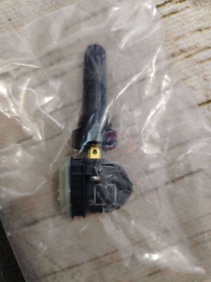 حساس تاير ماليبو ، كروز ، سبارك حديث ، كوينكس ، تراكس 
نوعيات درجة اولى وبضمان 

مكتب الهيثم ***********

يوجد توصيل لجميع مناطق العراق 

موصل صناعة المعارض الشارع الوسطي
