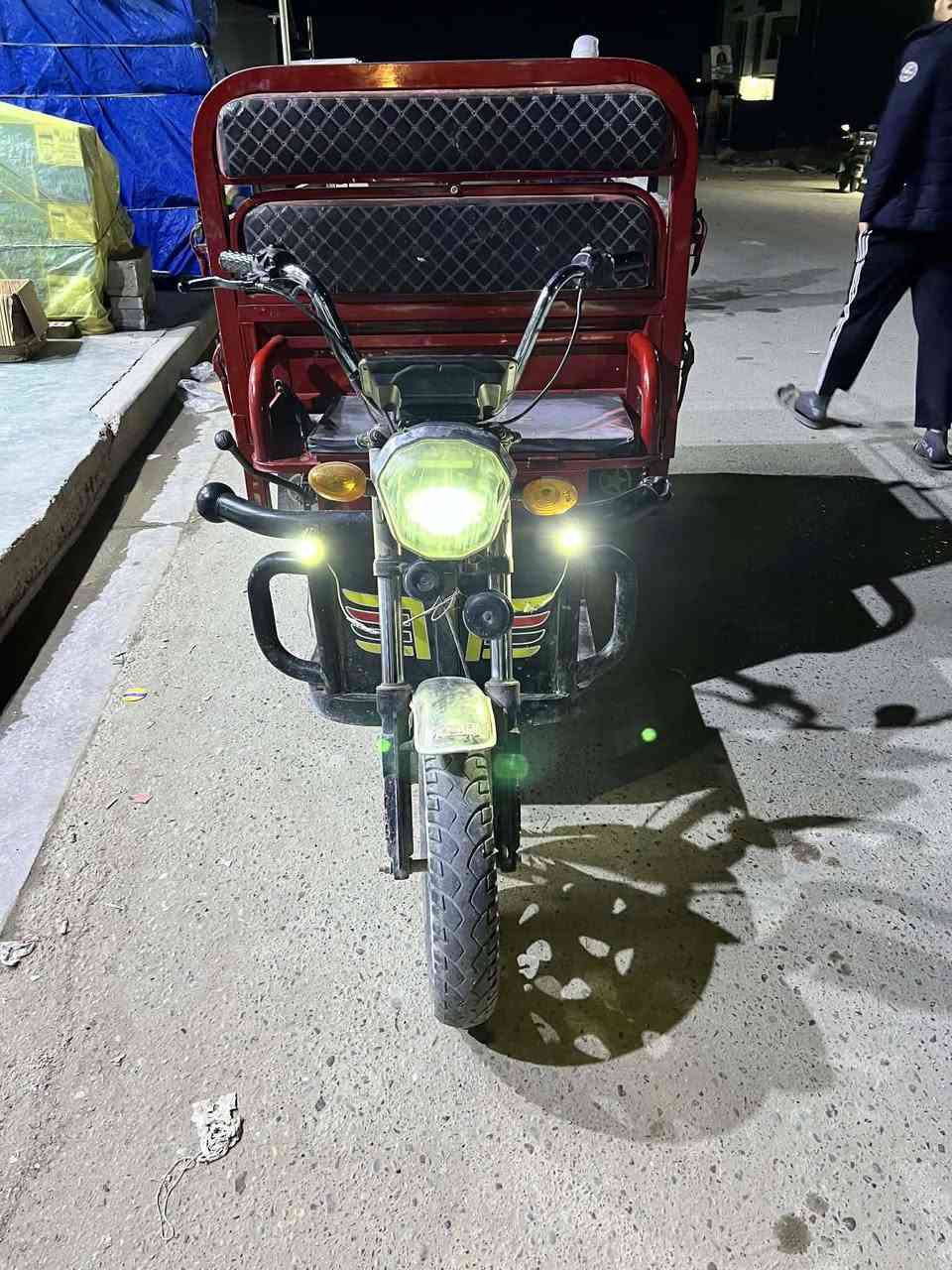 ستوته شحن للبيع موديل 23  بطاريات جدد صار 5ايام من شديته عقل جديد مصار 10ايام من شاده


**إذا كنت صاحب هذا الإعلان وتريد حذفه لأي سبب، رجاءا أرسل رسالة إلى الدعم الفني**