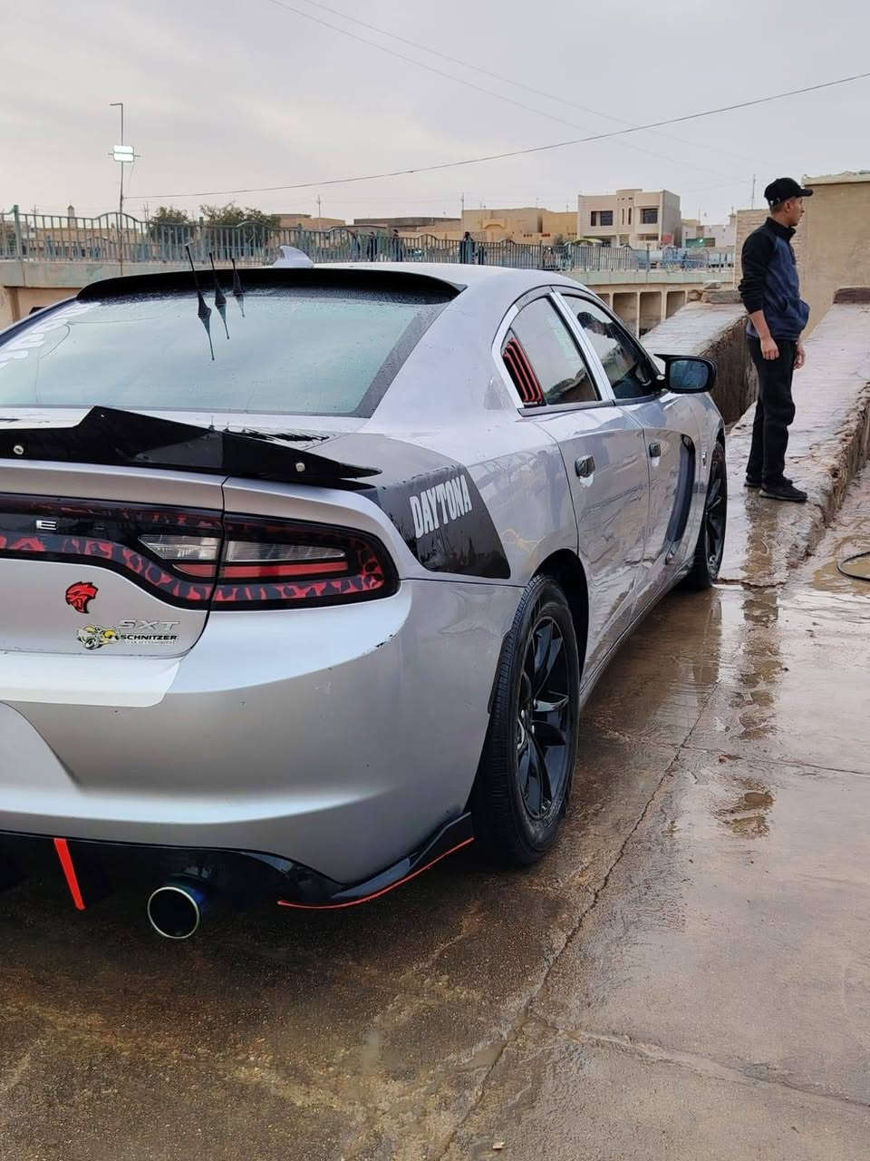 سلام عليكم من رخصت ادمن جارجر للبيع موديل ١٦ مكلف بل نشر رقم صاحب لسيارة *********** لسعر ٢٠٠
