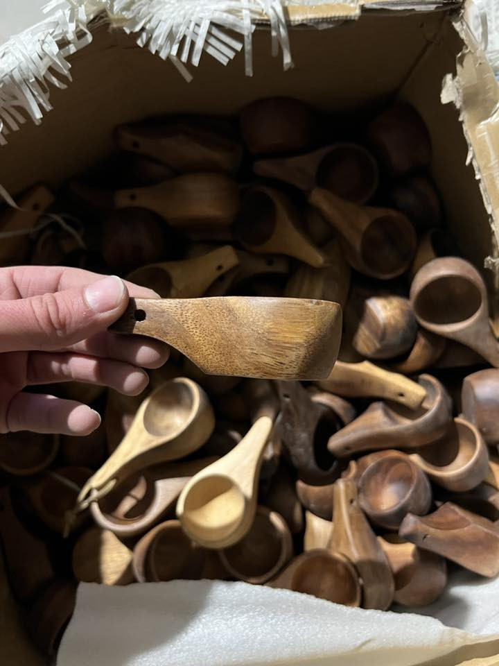 عەیارەی داری بامبۆی ئەسڵی
١٢ عدد تەنها ١٢ هەزارە تەنها جوملە
***********
