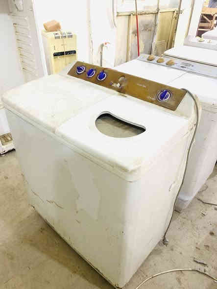 غسالات للبيع سعر وحده 60 قفل شغالات غسل وتنشيف 
***********
حله باب المشهد مقابل مستشفى الولاده
