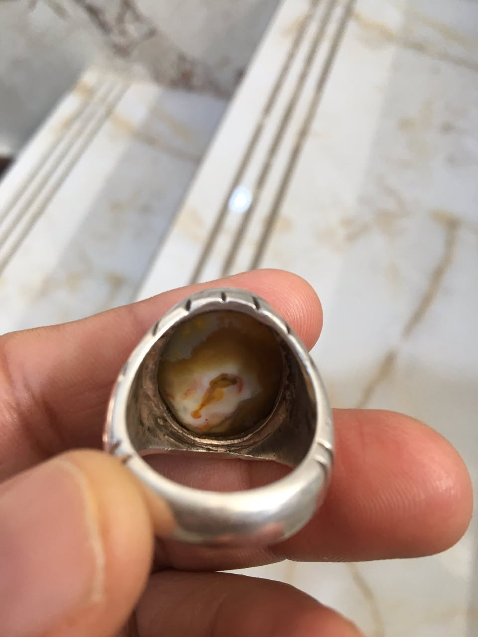 تحفه من نوادر سليماني دهن ودبس ومعطف قديم وصياغه فظه يدوي ثقيله السعر ٢٠٠ الف عنواني السماوه


**إذا كنت صاحب هذا الإعلان وتريد حذفه لأي سبب، رجاءا أرسل رسالة إلى الدعم الفني**