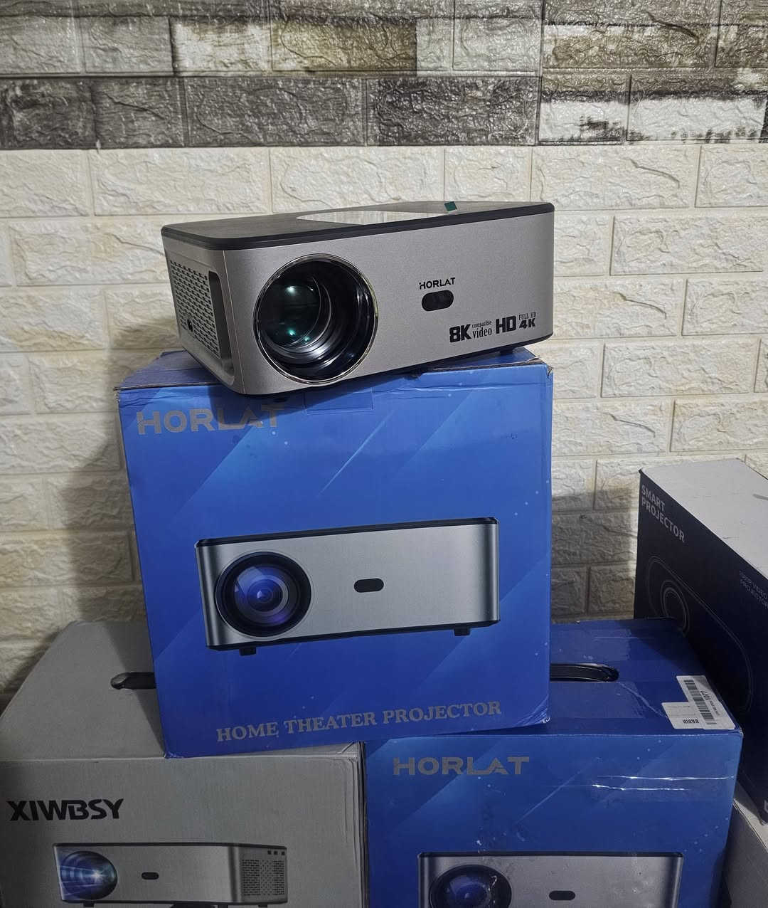 داتاشوو مارکە عالمیە HORLAT نوعیە عملاقە و مواصفاتە فول 🥇💣 8K🧿
مارکە عالمیە نسخە 2025 
مواصفاتە عالیە و فول ، دقە 8K 
قوە الوضوح هوە [ 1100ansi ] 👻💣
و { 35000Lumens } 🎦 
دقە نهاریە مایحتاج البردە و ما یحتاج مکان مضلم 💥
نضام اندروید 12 🛜📴
سمارت فول اکید وایفاي و بلوتوث🛜📴📥
دقە حقیقیە فول و لونە حیە { HDR 10 } 🎦🎬🏟
سماعە کبیرە محیطیە ، صوتە عالیە و فول کلش واضحە 🎧📢
داتاشو حجمە کبیرە و 8K
جدید جدید غیر مستخدم 💯


**إذا كنت صاحب هذا الإعلان وتريد حذفه لأي سبب، رجاءا أرسل رسالة إلى الدعم الفني**