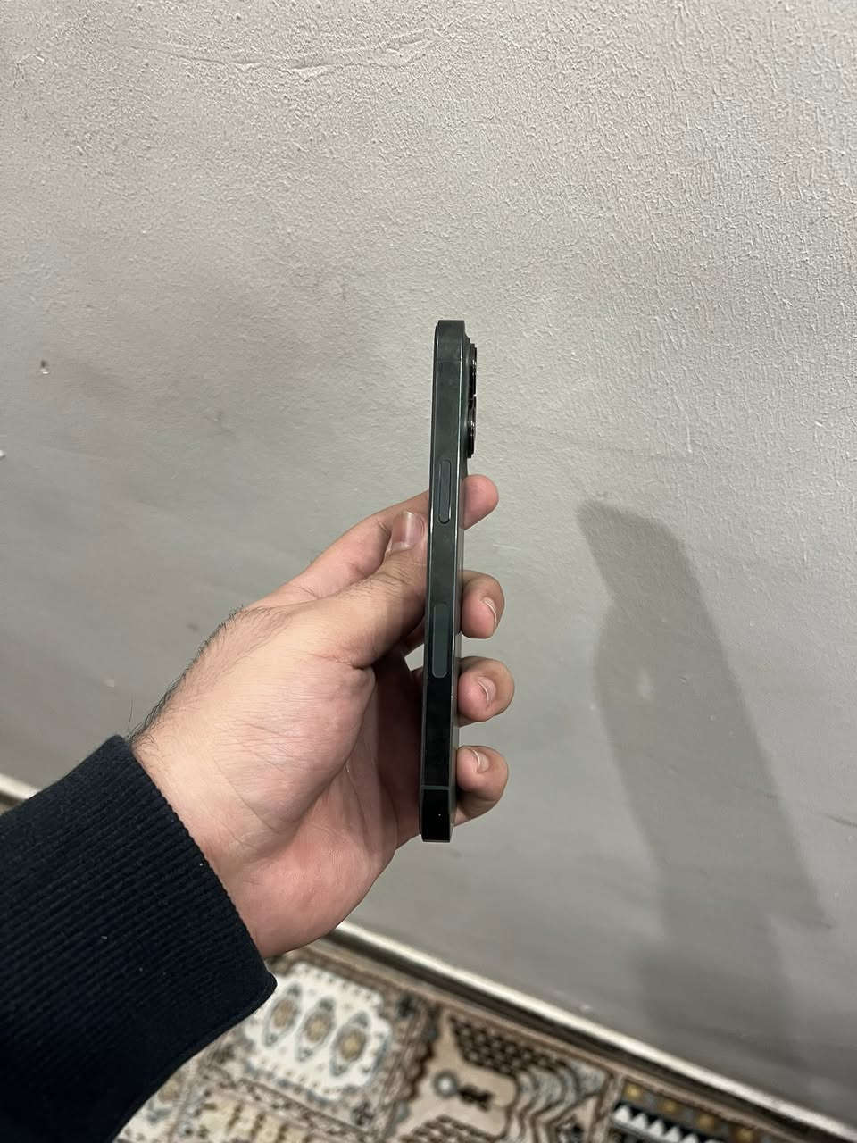 سلام عليكم ايفون ١٣ برو امريكي نضيف للبيع او المراوس بايفون ١٣ عادي . ذاكرتة ١٢٨ و بطاريتة 77 بلادية سعرة 500 الف وبي مجال للتواصل***********
