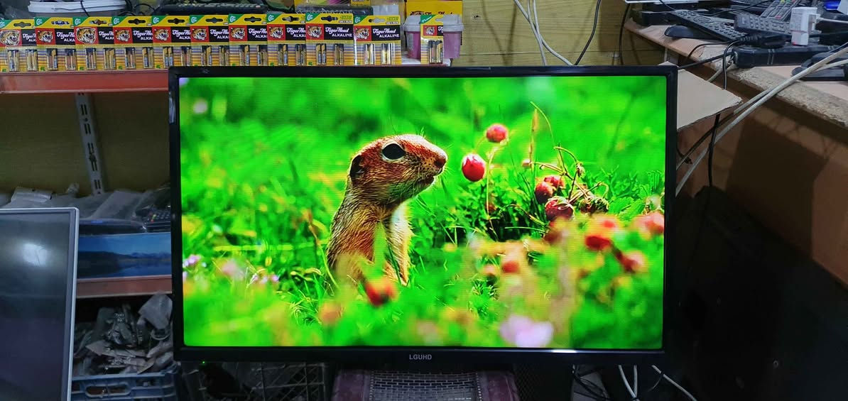 تەلەڤیزۆنی LG UHD سمارت قەبارە 32
نرخی 65000 خاوێنە لە هەولێرە
پەیوەندی بکەن بە واتساپ *********** أربيل, العراق
