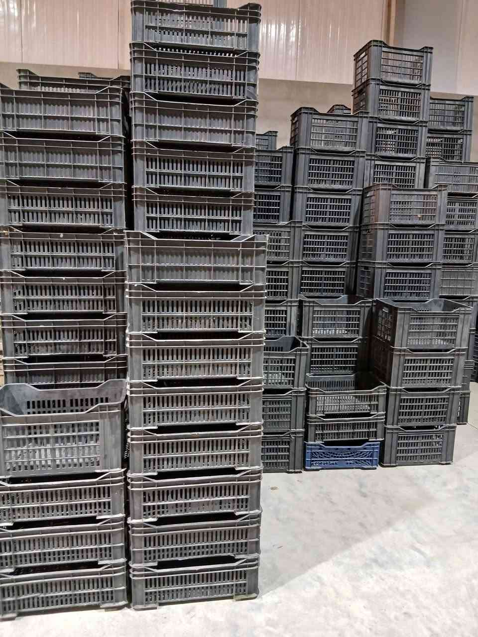 صناديق
دبل 
شطح 
كمبيه كبيره للبيع ***********
