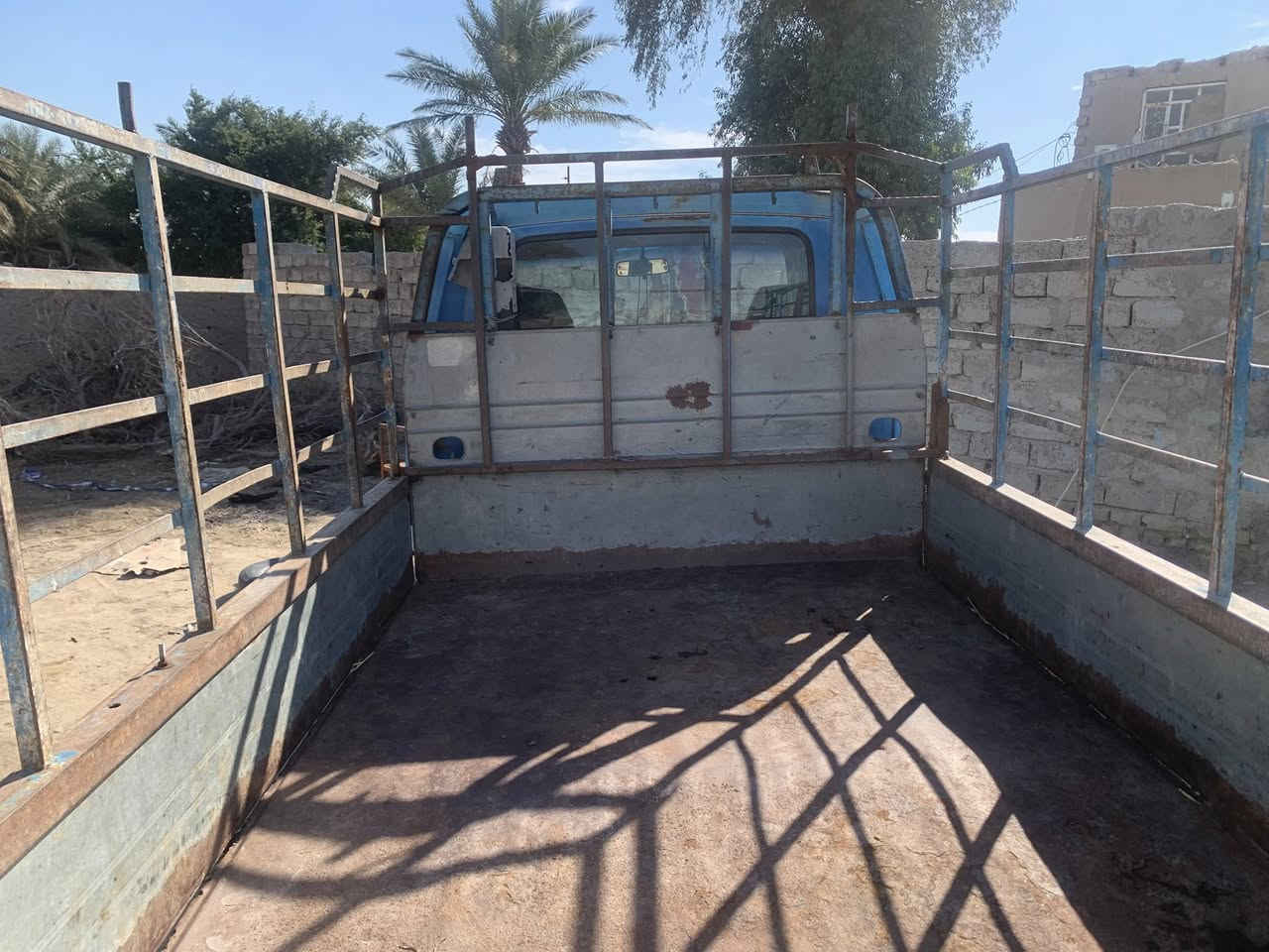 سلام عليكم كيه بنكو حمل موديل 1994 مكينه وكير وشاصي مكفولات تايرات جدد رقمها قادسيه سنويه ساقطه  سعر 43وبيها مجال لطيبين لاستفسار   الرقم *********** مكان الديوانيه البدير
