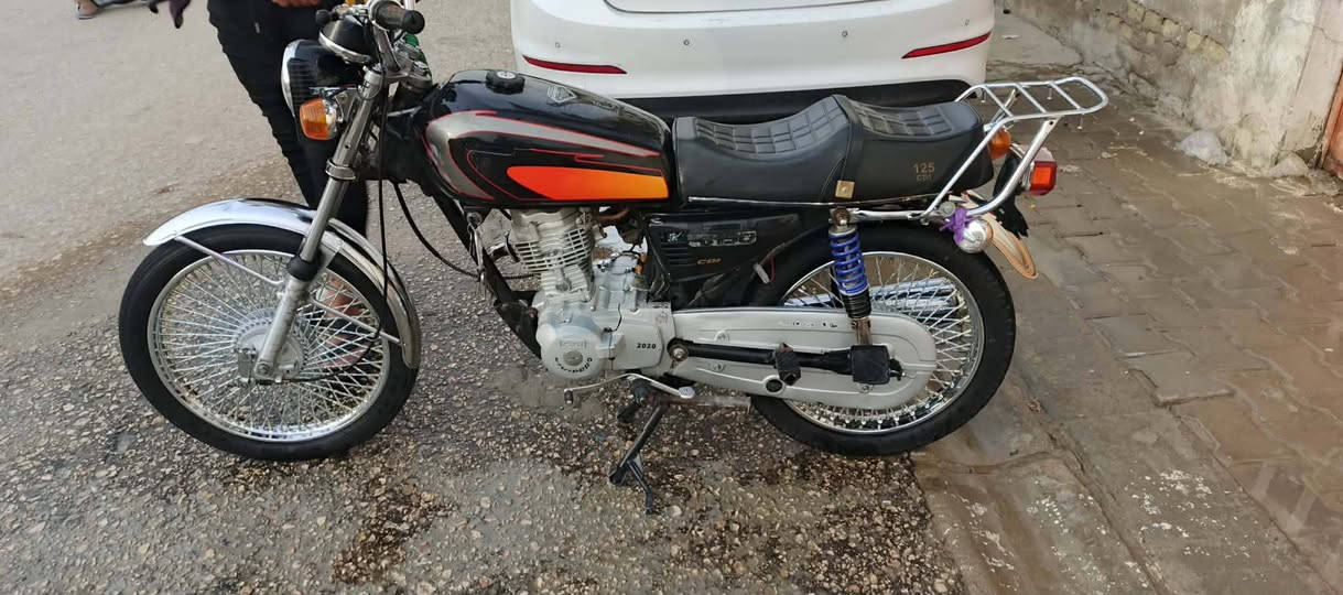 سلام عليكم دراجه نامه برو  البيع  مكاني نجف حي العسكري ***********
