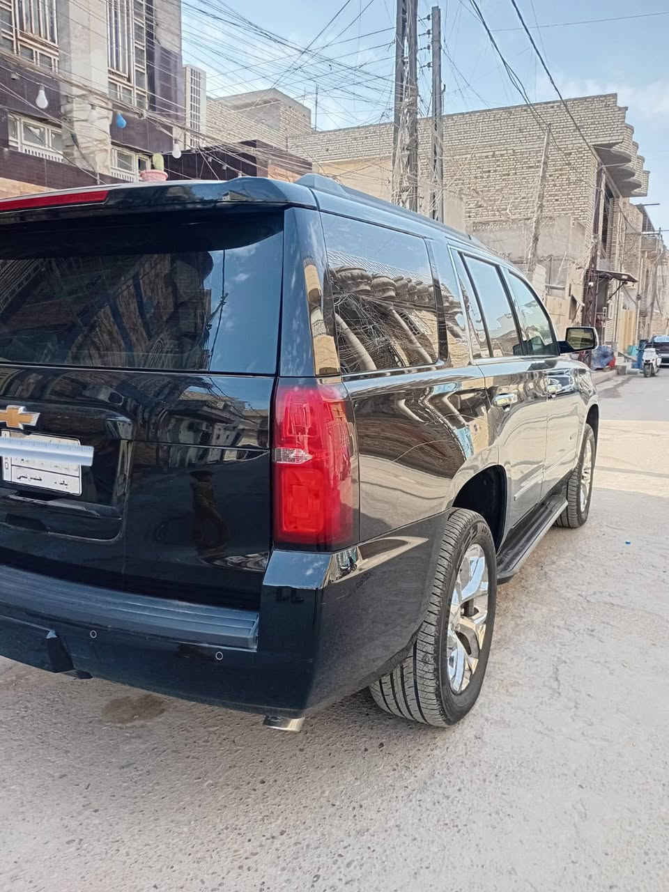 السلام عليكم
تاهو مديل 2020 السيارة خليجية ماشية 119الف كيلومتر بيها جاملغ خلفي او ربع في الباب السونار موجود بالمنشور السعر 347 ورقة او بيها مجال 

للاستفسار ***********
