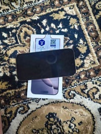 شباب جهاز للبيع 16برو ماكس ذاكره 256 الباطاريه 97جهاز نضيف مكفول من كل...