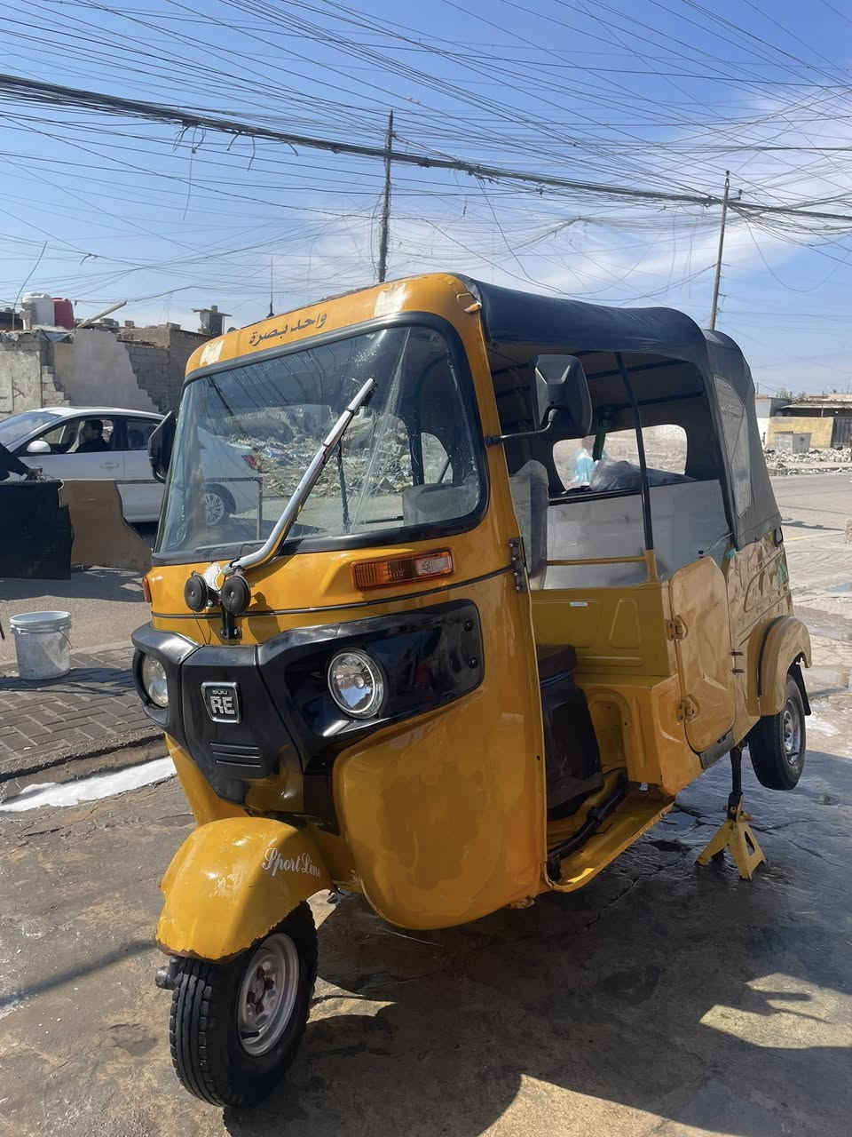 تكتك باجاج موديل 21 مجفته وبيها خياس بس قليل ما مأثر يعني سعر ((5800)) بيها مجال رقم وسنويه مكاني بصره جمهوريه ***********
