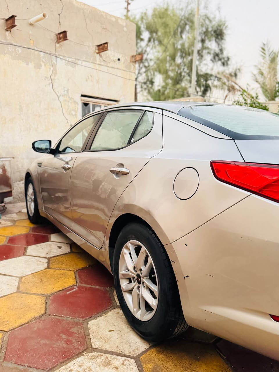 سلام عليكم للبيع كيا وابتيما 2013 خليجي كفاله جاهزه من كلشي السعر 120 وبيها مجال رقم بصره تحويل ثاني يوم 
تخم تاير تبريد فول موصفات رقم الهاتف *********** البصرة, العراق
