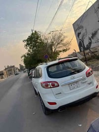 سنتافيا 2012 للبيع مكينه 6 سلندر سياره فول مواصفات  السياره بحاله جيده...