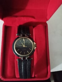 ساعة نسائية • كوارتز • سير جلد أصلي