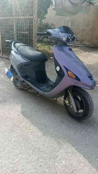 سلام عليكم

دراجه فراشه فحل ما مفتوح
جديده كلش. شوفت عينكم
دراجه بيه صالنصه رياضي
بيه خيط بخار
السعر 300 بيه مجال مو شراي ليتعبني

للتواصل موجود خاص
الرقم ***********
