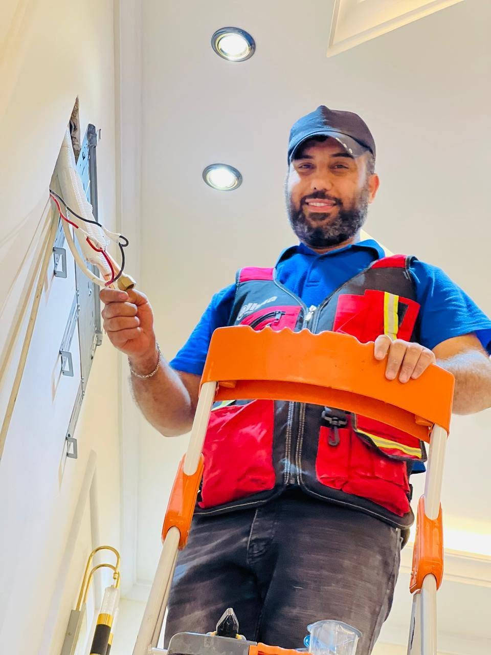 السلام عليكم من رخصت الدمن
الآخوين  المهندس سيد بشار وسيد عادل  كافه انواع السبالت ⚒️🛠️🔨تصليح وتنصيب وصيانه

خليك بيتك لا تحتار جميع مناطق بغداد كادر كامل تصليح ونصب سبالت

تنصيب سبلت جداري ☃️❄️☃️⛄️
تنصيب سبلت كنتوري ⛄️❄️⛄️☃️
غسل سبلت جداري ❄️☃️
غسل سبلت كنتوري 💦❄️🌬️⛄️
تنضيف سبلت جداري موقعي 👷🏻‍♂️👷🏻‍♂️⛄️☃️
تنضيف سبلت كنتوري موقعي💦💦🌧️☃️ ا 
 
شحن غاز R22 🫧🌬️🌬️❄️
شحن غاز R410❄️🌬️
داخل بغداد
الاتصال 
سيد بشار 👷🏻
ع***********❄️❄️❄️❄️💪🏽☃️☃️☃️💨💨💨💨
او مراسله صفحه
— في ‏‏بغداد‏‏.

